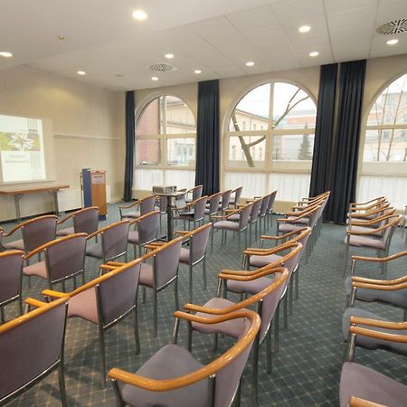 Dorint Airport-Hotel Berlin-Tegel 外观 照片